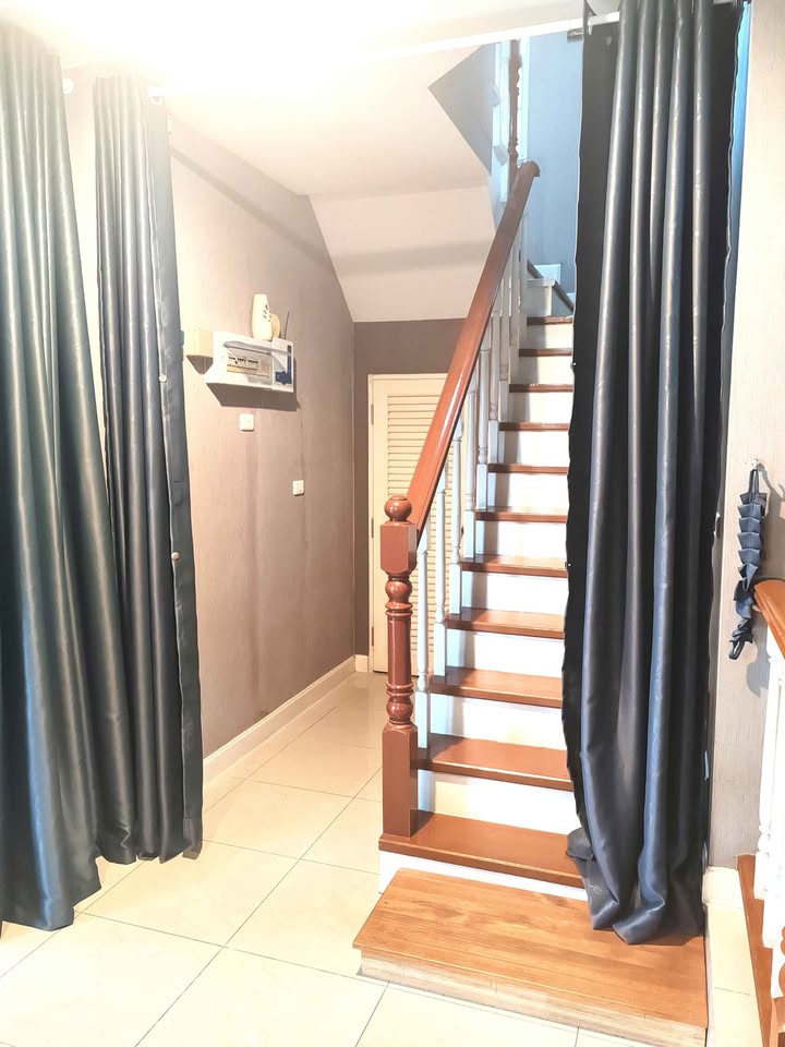 曼谷克里塔 3室3卫别墅 出租 缩略图 4
